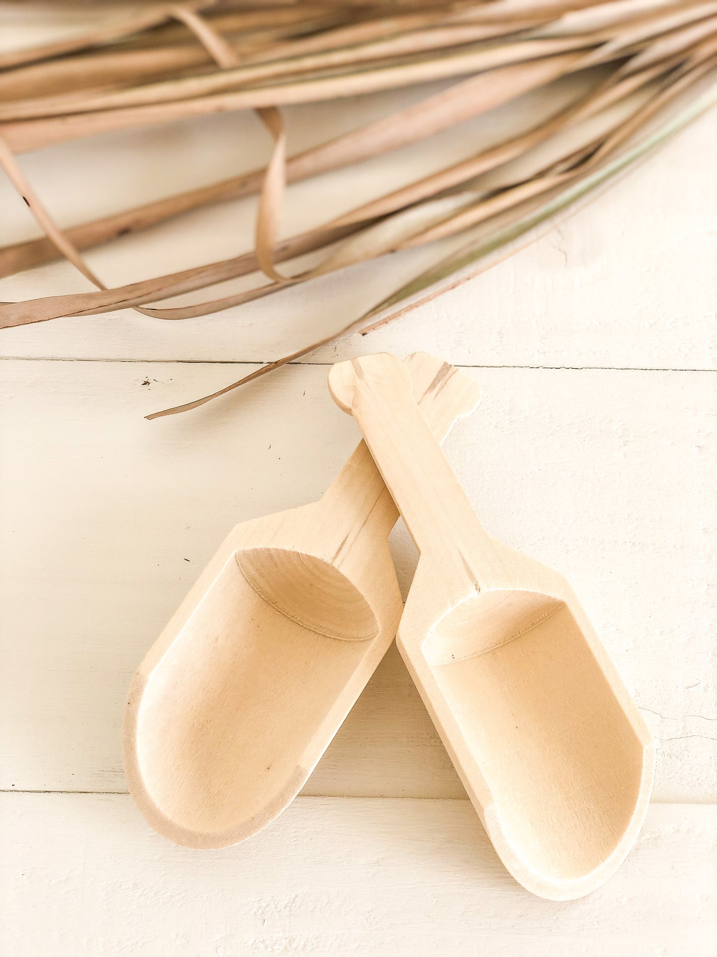 Wooden scoop set